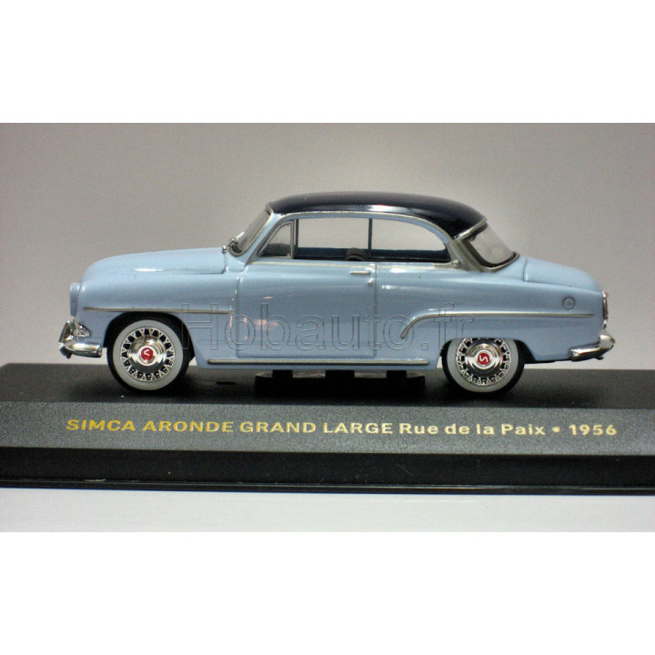 Simca Aronde Grand Large rue de la Paix - 1956